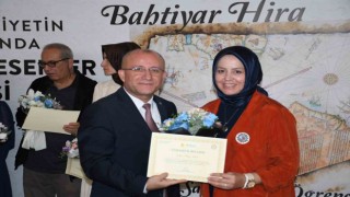 Cumhuriyetin 100. yılına özel zirve eserler sergisi