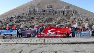 Cumhuriyetin 100. yılında 100 genç Nemrut Dağında