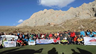 Cumhuriyetin 100. yılında zirve tırmanışı
