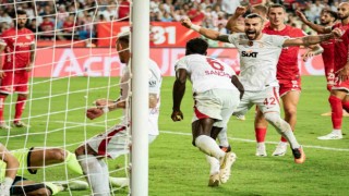 Davinson Sanchez ilk golünü attı