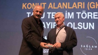 Denizli Mahallesindeki bin 683 hak sahibine tapuları teslim edildi
