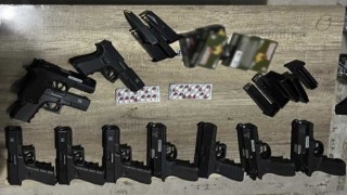 Denizlide 2 silah satıcısı tutuklandı