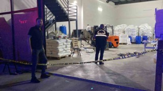 Deterjan imalathanesinde feci olay: Karıştırıcı mikserin altında kaldı