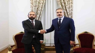 Dışişleri Bakanı Fidan, Ermenistan Dışişleri Bakanı Mirzoyan ile görüştü