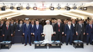 Diyanet İşleri Başkanı Erbaş, Uluslararası Serahsi Sempozyumuna katıldı