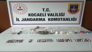 Durdurulan araçtan uyuşturucu çıktı