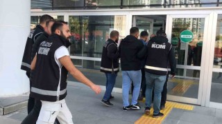 Elazığda silah kaçakçılığından adliyeye sevk edilen 3 şüpheli tutuklandı