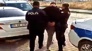 Emlakçı ve bankacı kimliğine bürünerek çok sayıda kişiyi dolandırdılar
