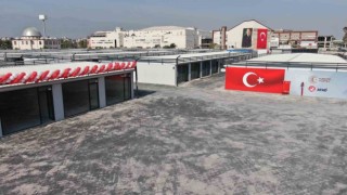 Enkaz kentte Türkiye Yüzyılı Alışveriş Merkezi 404 depremzede esnafa can suyu olacak