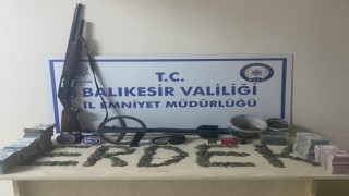 Erdekte tarihi eser operasyonunda 3 kişi yakalandı