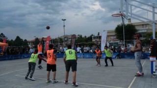 Erzincanın meydanında basketbol rüzgarı esti