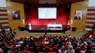 Erzurumda “100. Yılında Türkiye Cumhuriyeti” sempozyumu başladı