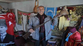 Eskişehirde 38 yıl boyunca topladığı köy eşyalarıyla müze oluşturdu