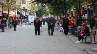 Eskişehirde havalar soğudu, kışlık mont sezonu açıldı