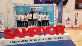 Eskişehirli badmintoncular şampiyonadan dereceler ile döndü