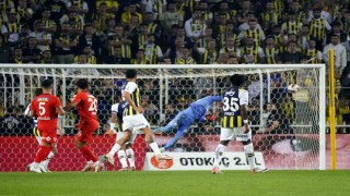 Fenerbahçe, 4 maç sonra kalesinde gol gördü