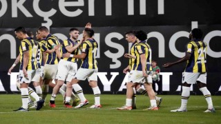 Fenerbahçe rekorunu 10 maça çıkardı