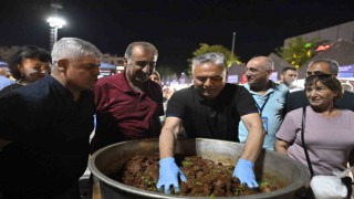 Festivalde Kardeş Türküler gecesi