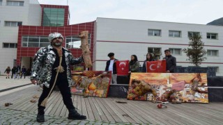 Filistindeki bebeklerin çığlığını odunla anlattı