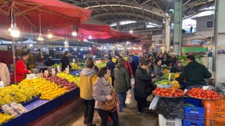 Fiyatlar indi vatandaş halk pazarına koştu