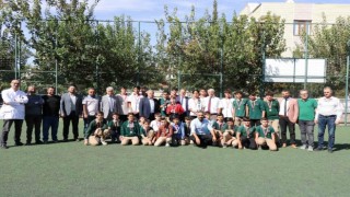 Futbol turnuvasının ödül töreni düzenlendi