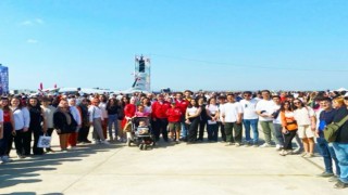 Gediz Belediyesi 200 öğrenciyi İzmir Teknofeste ücretsiz götürdü