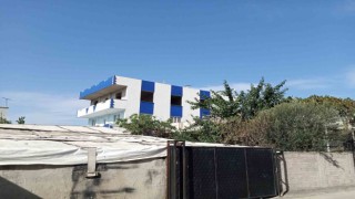 Genç kadın evde ölü bulundu, kocasının öldürdüğü değerlendiriliyor