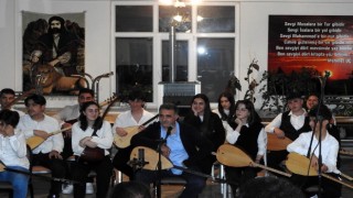 Gezici Bağlama Atölyesinin ilk öğrencileri mezun oldu