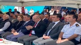 Gölbaşı Belediyesi Buz Pateni ve Tırmanma Spor Salonu açtı