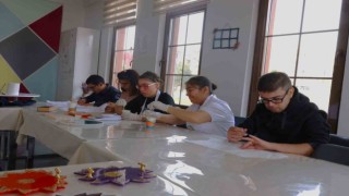 Gölbaşında engelliler UYUM ile hayata bağlanıyor