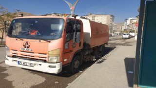 Hakkari Belediyesinden temizlik atağı