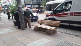 Halinden şüphelinilen kimsesiz vatandaşa polis yardım etti