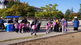 İlköğretim öğrencilerine beslenme desteği başladı