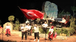 “İşgalden Cumhuriyete” oyunu binlerce izleyiciye ulaştı