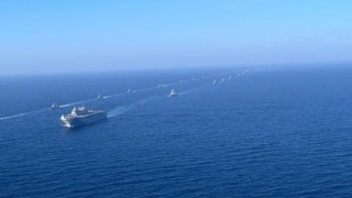İstanbul Boğazında 100 savaş gemisiyle yapılacak geçit töreni hazırlıkları tamamlandı