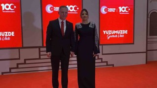 İstanbul Valiliği tarafından Cumhuriyetin 100. yılına özel “Bayramlaşma Programı” düzenlendi