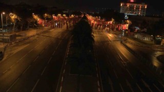 İstanbulda Vatan Caddesi 29 Ekim kutlamaları nedeniyle trafiğe kapatıldı