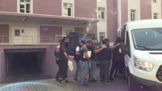 İzmir merkezli DEAŞ operasyonunda üç tutuklama
