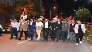İzmirde İsrailin Gazzedeki saldırıları protesto edildi