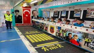 İzmirde jandarmadan trafik güvenliği eğitimi