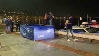 İzmirde sır ölüm: Denizden ayağına bidon bağlı ceset çıktı