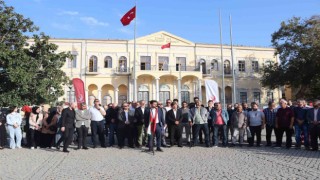 İzmirde Yeniden Refah Partisinden İsraile tepki