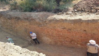 İzmirdeki 17 diri faydan biri olan Gümüldür fayı ilk kez inceleniyor