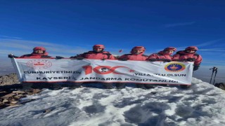 JAK, Erciyesin zirvesine tırmandı