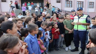 Jandarma ve emniyetten okul ve çevrelerinde denetim