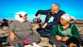 Kadın çiftçilere çaylar Başkan Vekili Pehlivandan