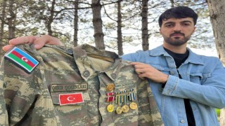 Karabağ Savaşında gazi olan genç Türkiyede askere gidecek