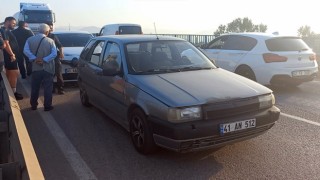 Kartepede iki otomobilin çarpıştı: 1 kişi yaralandı