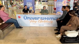 Kastamonu Üniversitesinden otogarda öğrencilere ‘hoş geldin karşılaması