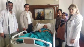 Kaymakam Topsakaloğlundan şehit babasına moral ziyareti
